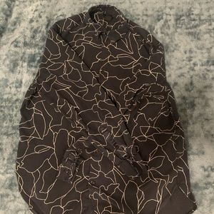 Black and white long sleeve